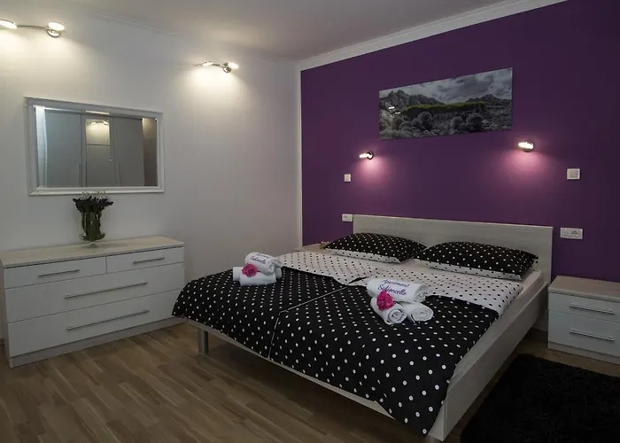 萨比昂切洛公寓 *